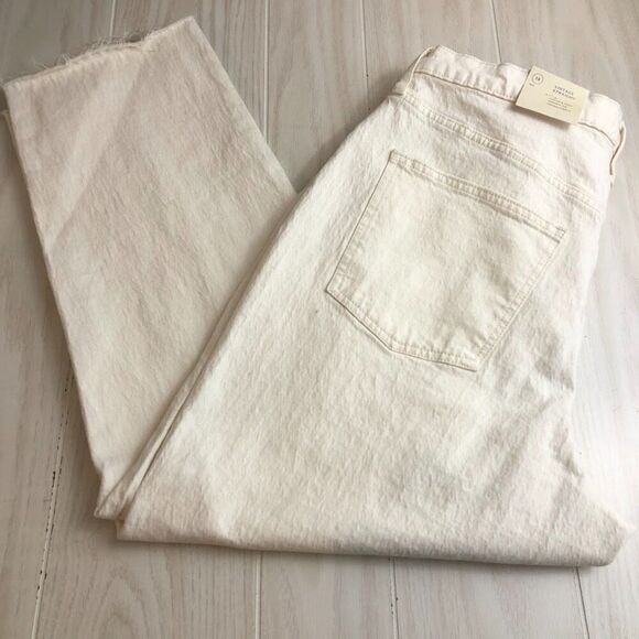 Universal Thread NWT Women's Cut Knee Off White Jeans Size 14 Vintage Straight - Picture 7 of 16